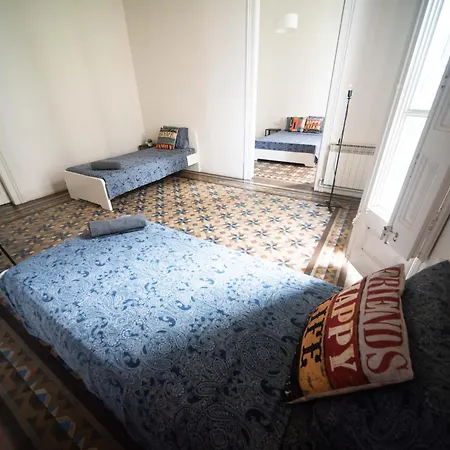Oasis - Urquinaona1 Hostel Barcelona